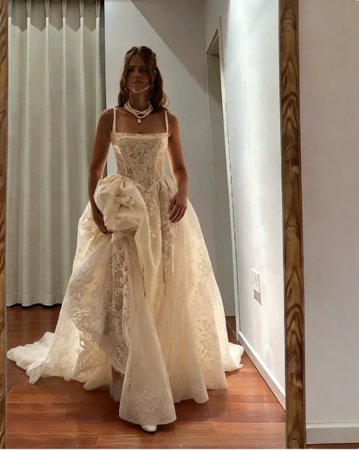 Vintage Court Ivory Square Neck Spaghetti Strap Lace Embroidered Train Wedding Dress