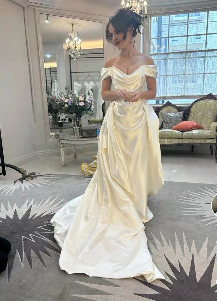 Elegant Off-White Off Shoulder Three-Dimensional Pleated Satin Train Wedding Dress