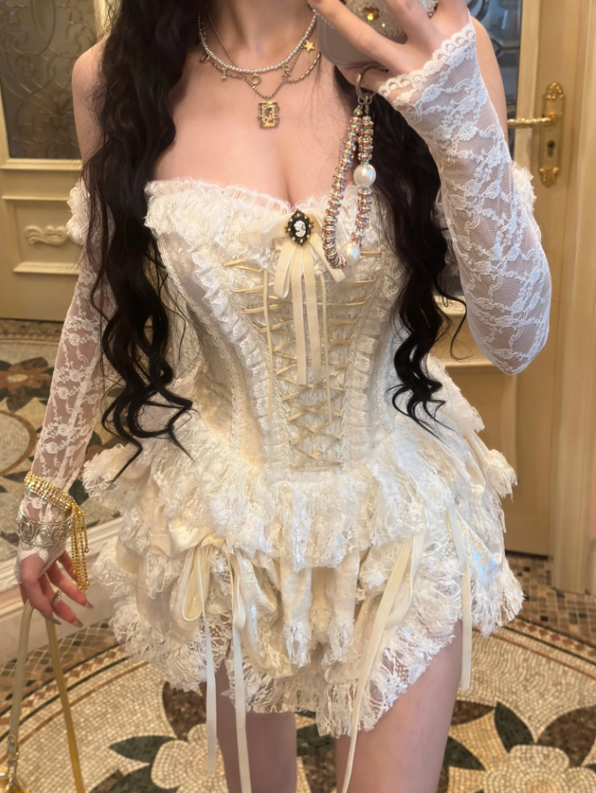 Classy Strapless Lace Layered A Line Short Birthday Outfits Yellow Formal 8th Grade Homecoming Dress