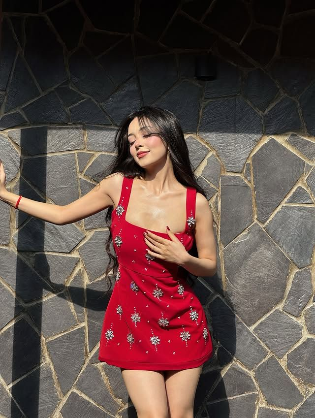Fashion Square Neck Red Satin Beaded Short Party Dress Formal Graduation Homecoming Dress
