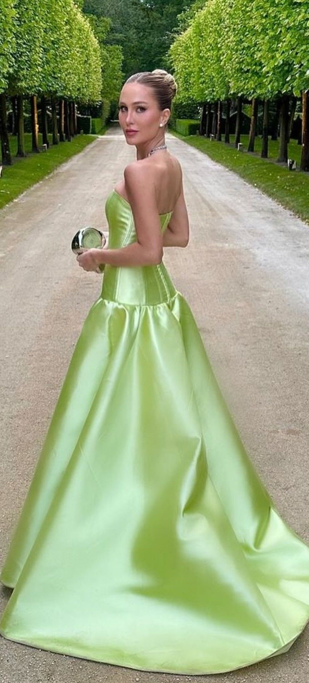 Stylish Lemon Green Strapless Satin Mermaid Long Evening Dress Birthday Outfits
