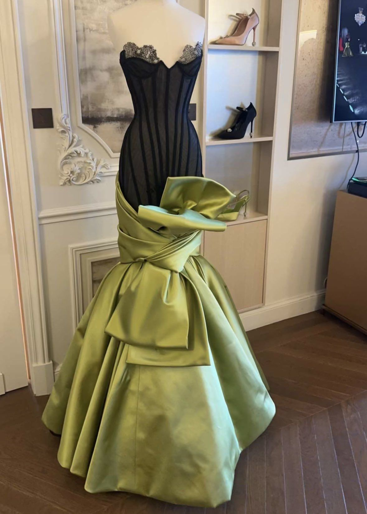 Chic Green Strapless Satin Bow Mermaid Evening Dress Long Party Gown