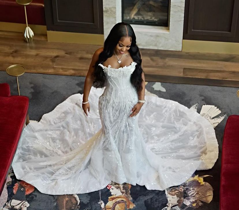 Pretty Strapless White Tulle Lace Appliques Beaded Mermaid Evening Dress Long Prom Dresses