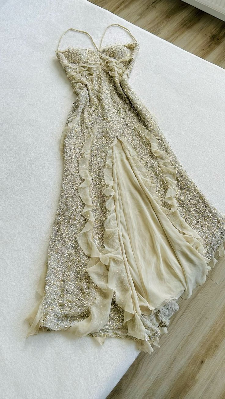 Vintage Sequin Beaded Long Evening Prom Dress Slit Ruffles Party Gown