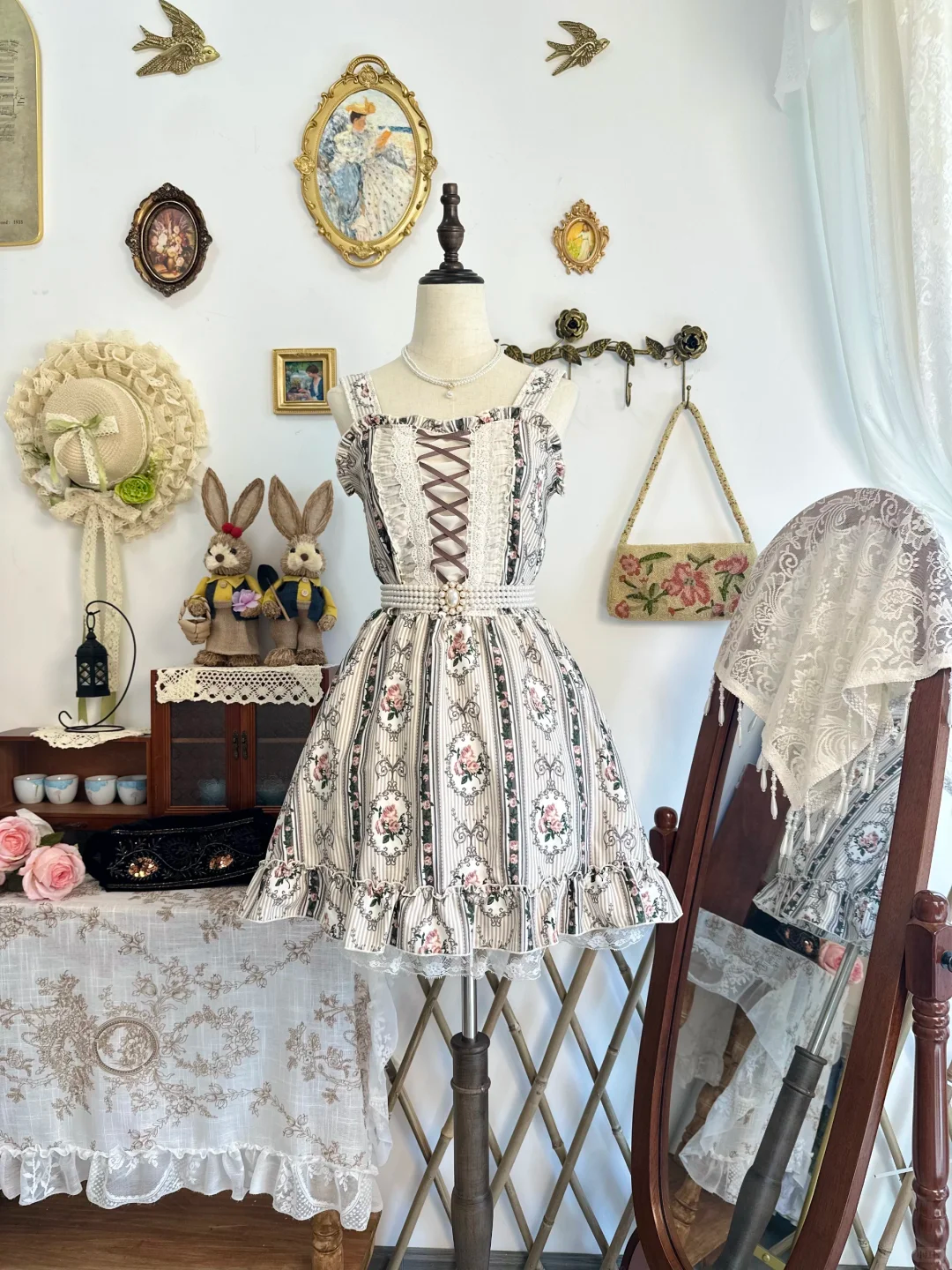 Unique Straps Satin Print Floral Lace Short Birthday Outfits Formal Graduation Homecoming Dress