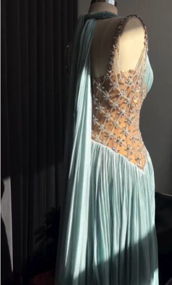 Elegant Light Blue A-line Rhinestone Deep V Halter Neck Chiffon Long Prom Dress Evening Dress