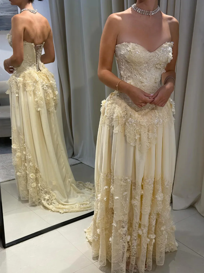 Vintage Yellow A-line Lace Train Prom Dress Evening Dress