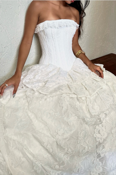 Vintage White Strapless Lace Long Ball Gown Evening Dress