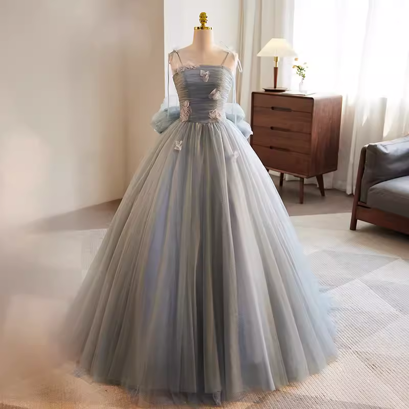 Vintage Ball Gown Strapless Tulle Gray Sweet 16 Dresses