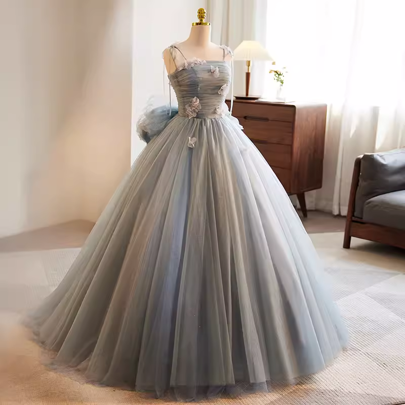 Vintage Ball Gown Strapless Tulle Gray Sweet 16 Dresses