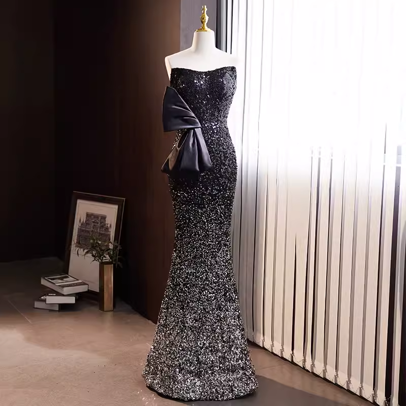 Luxury Mermaid Strapless Long Sequin Black Prom Dress