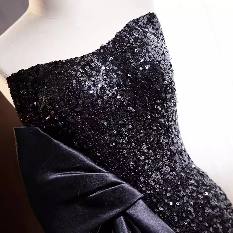Luxury Mermaid Strapless Long Sequin Black Prom Dress