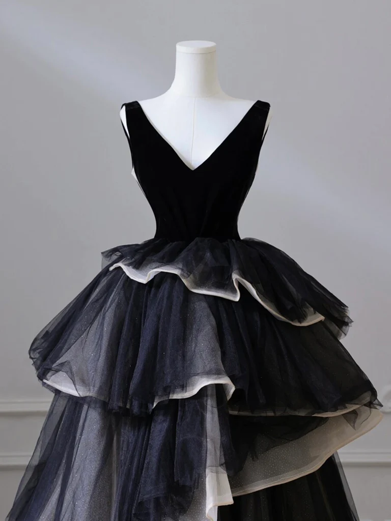 Ball Gown Black V Neck Tulle Velvet Sweet 16 Dress