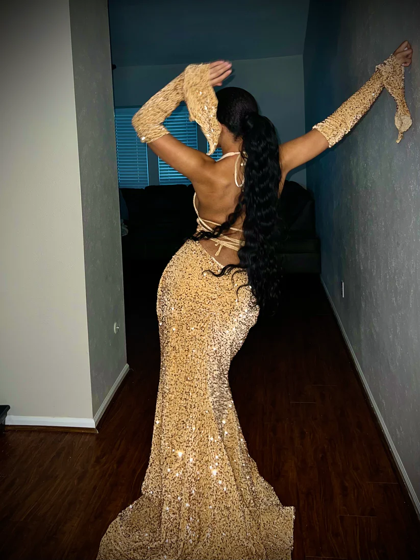 Sexy Mermaid Halter Red Sequin Long Prom Dress With Gloves