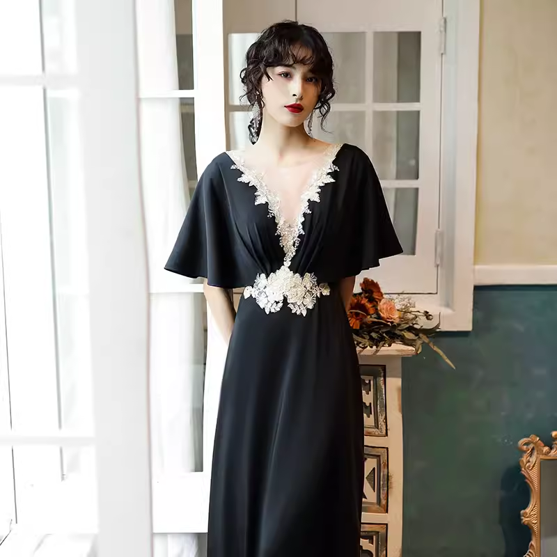 Vintage A line V Neckline Black Long Prom Dress