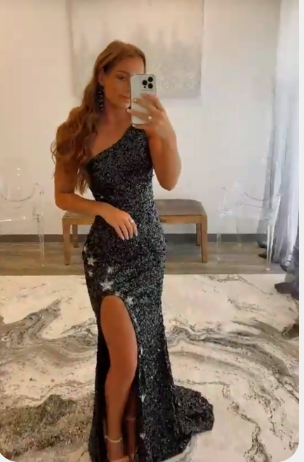 One Shlulder Black Prom Dress With Star Pattern Hight Split Evening Dress