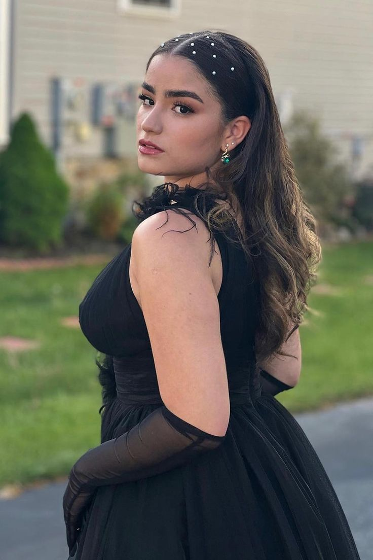 Backless Black Plunging V-Neck Tulle Long Prom Dress