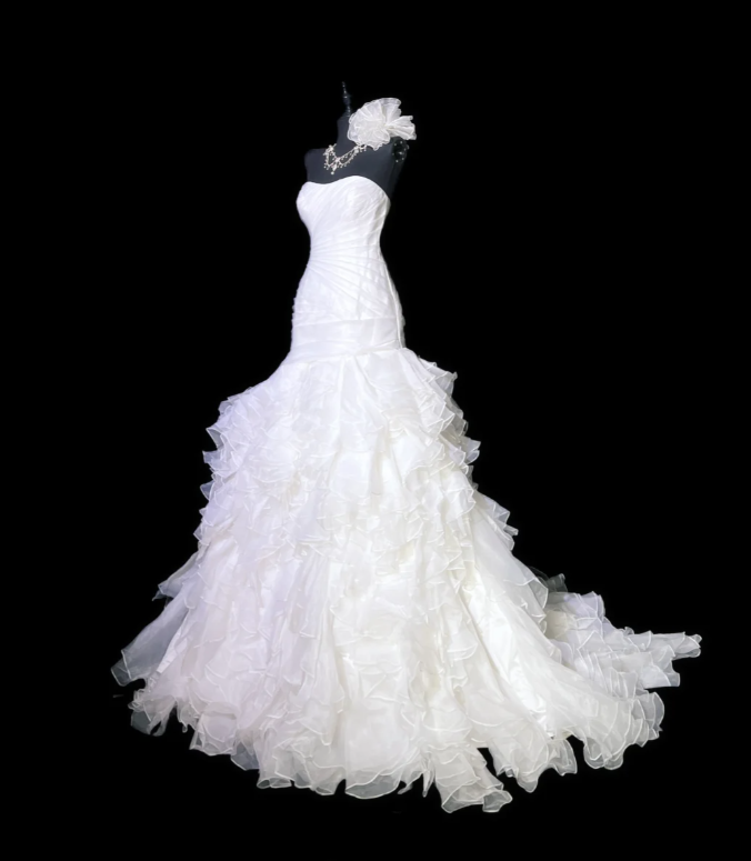 Charming White Strapless Tulle Pleated Mermaid Wedding Dress Long Bridal Dress