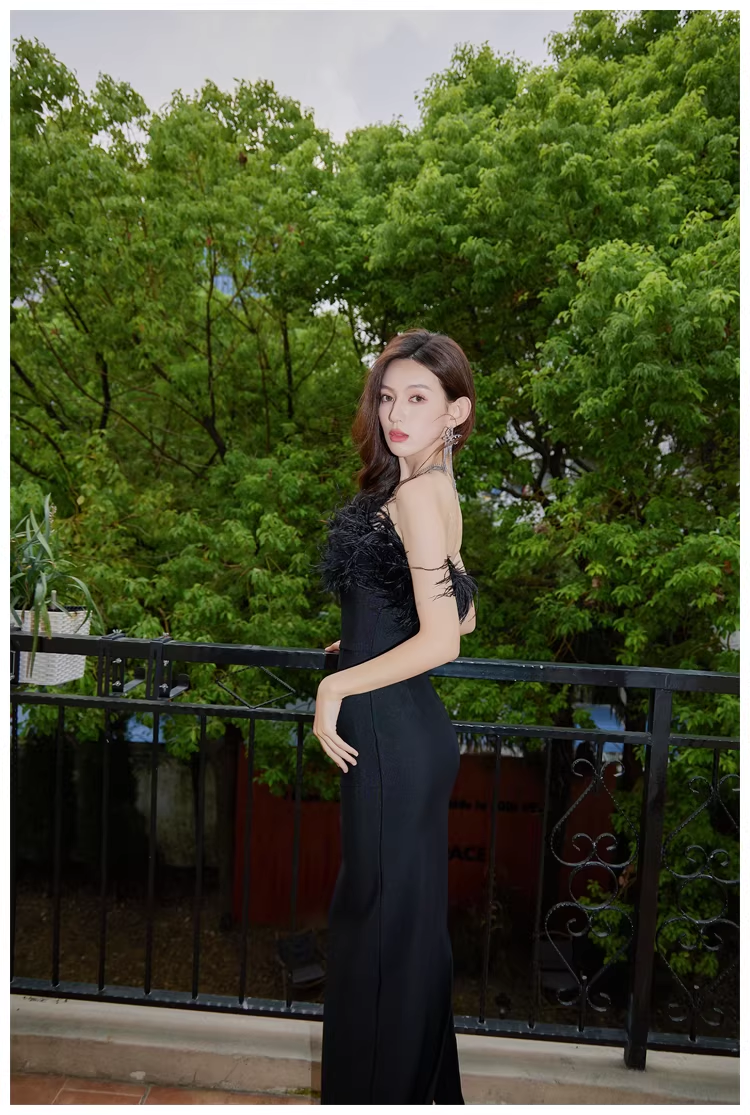 Chic Feathers Strapless White Satin Sheath Long Prom Dress Evening Dresses