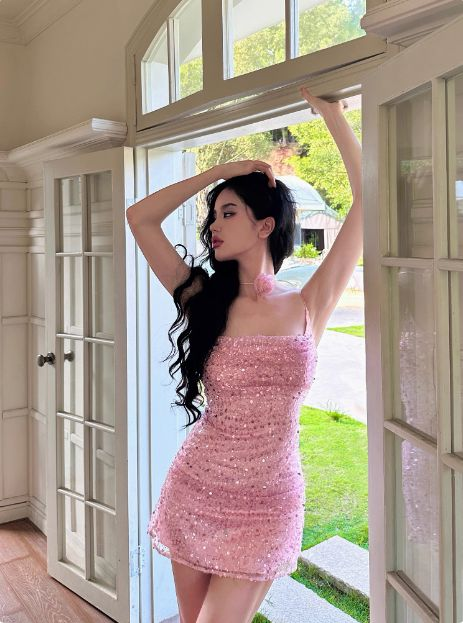Pink Spaghetti Straps Sequin Sheath Short Birthday Outfits Classy Formal Graduation Homecoming Dress