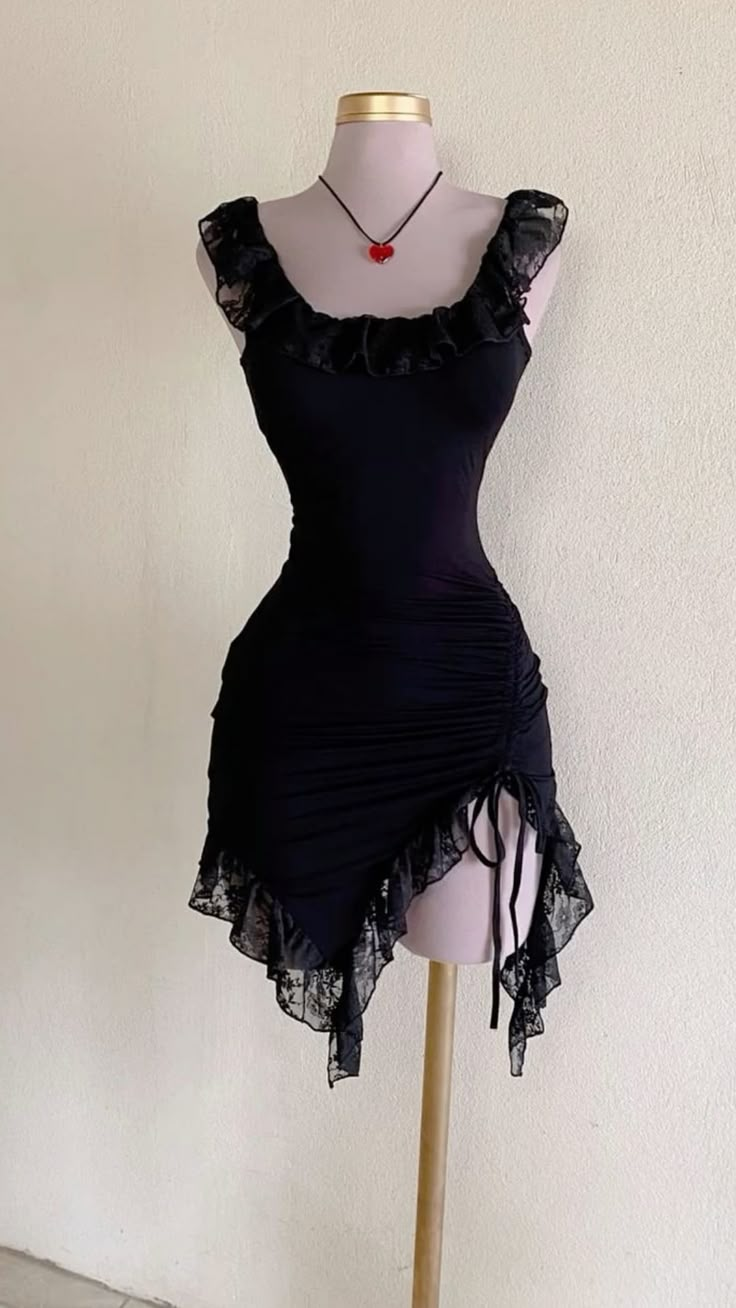 Sexy Black Chiffon Lace Mini Cocktail Dress Homecoming Dress
