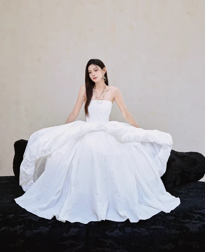 Charming Strapless White Satin Pleated Puff Birthday Party Dress Formal Prom Dresses