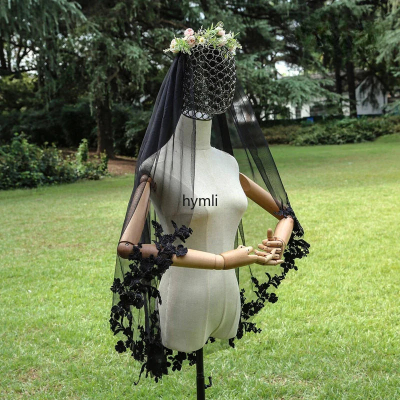 1 Layer Bridal Veil with Black Lace Applique Wedding Dress Fingertip Black Wedding Veil