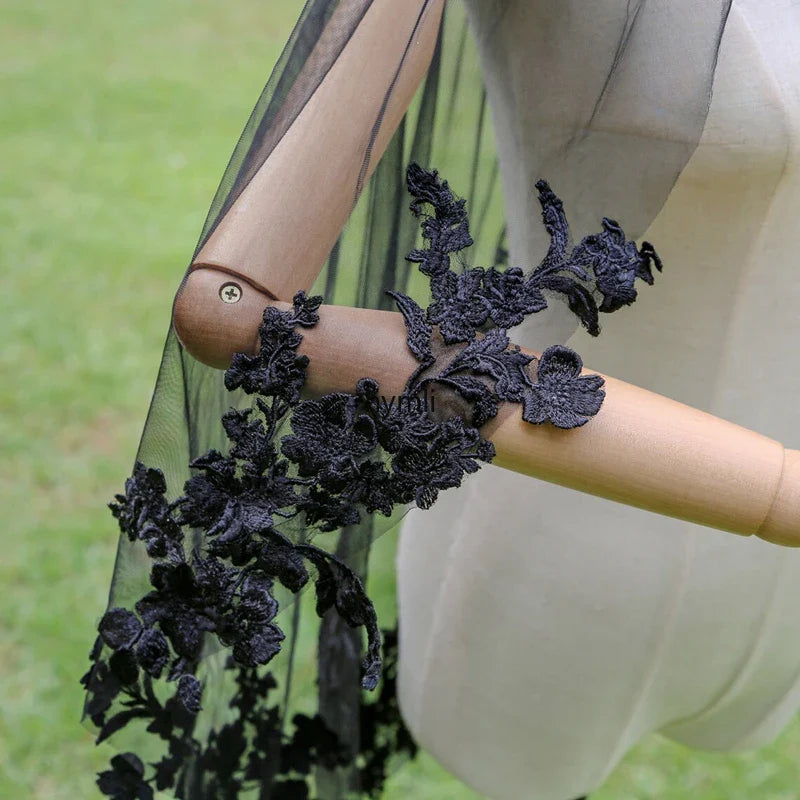 1 Layer Bridal Veil with Black Lace Applique Wedding Dress Fingertip Black Wedding Veil
