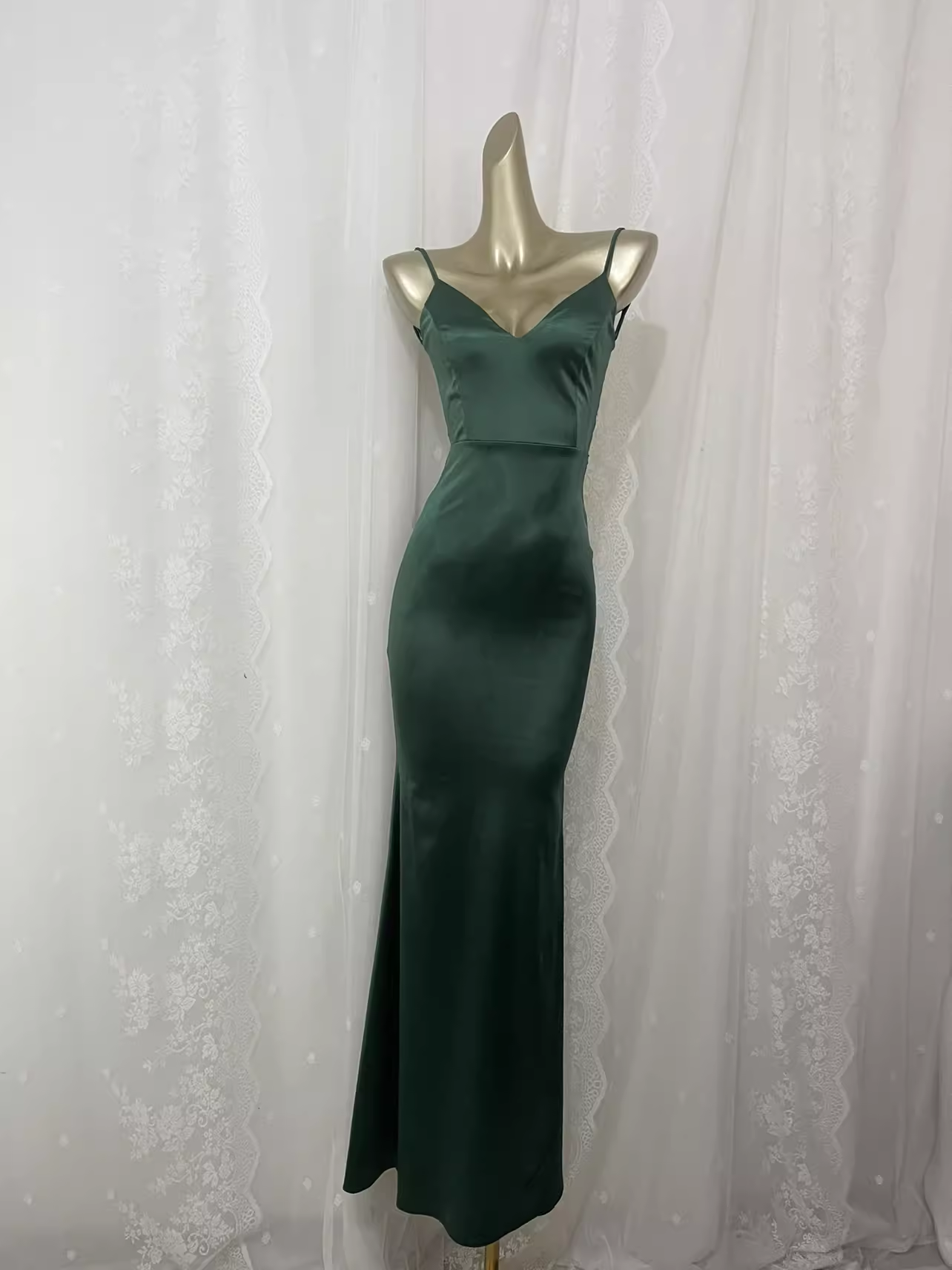 Simple Sheath Spaghetti Straps Green Long Vacation Dress Birthday Outfits
