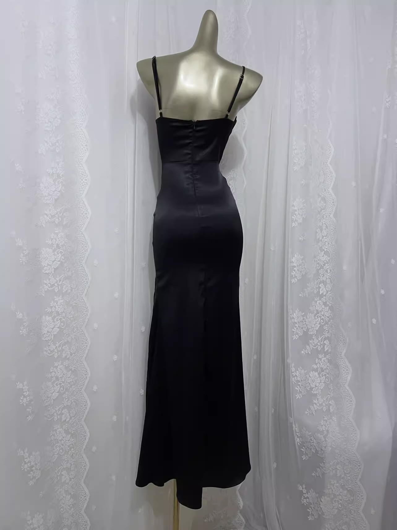 Vintage Sheath Spaghetti Straps Black Vacation Dress Satin Birthday Dresses