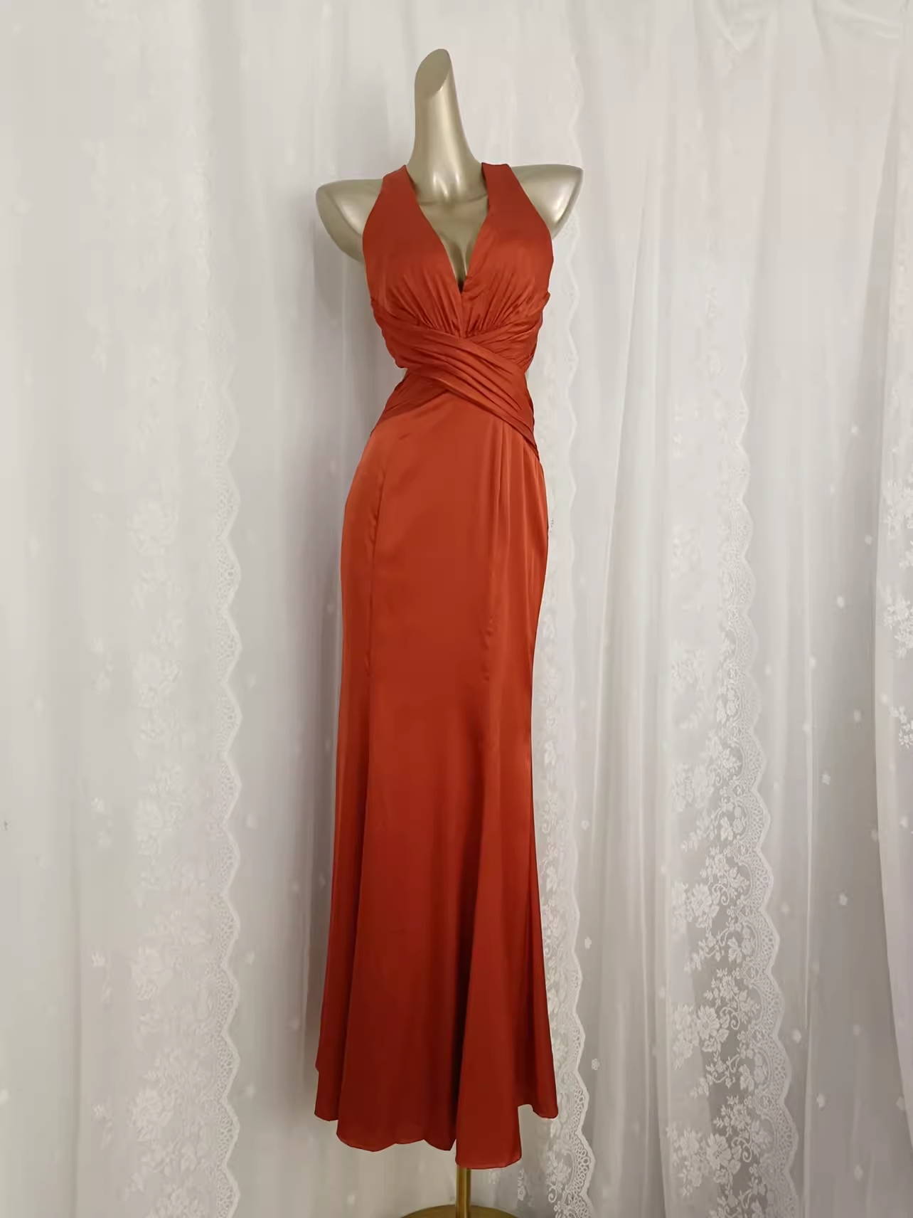 Vintage Sheath V Neckline Satin Backless Vacation Dress Birthday Dresses