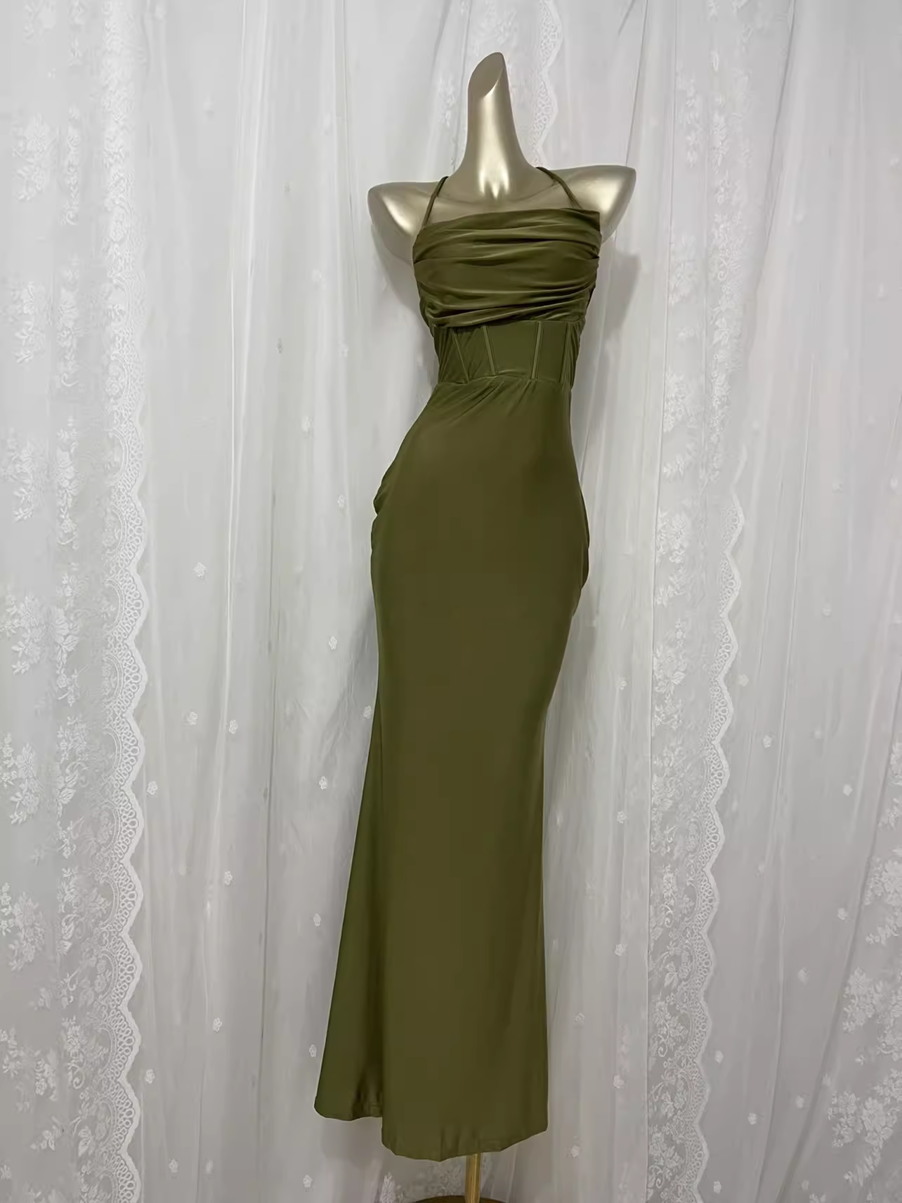 Simple Sheath Halter Green Long Vacation Dress Birthday Outfits