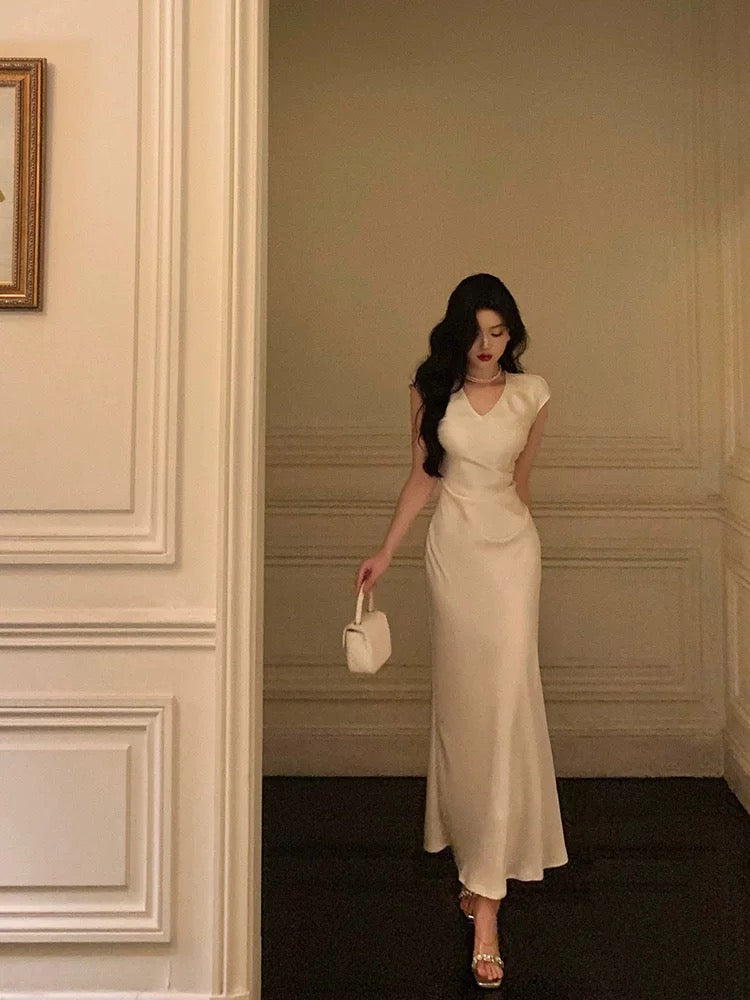 Classy Sheath V Neckline Ivory Satin Prom Dresses Birthday Outfits Evening Gown