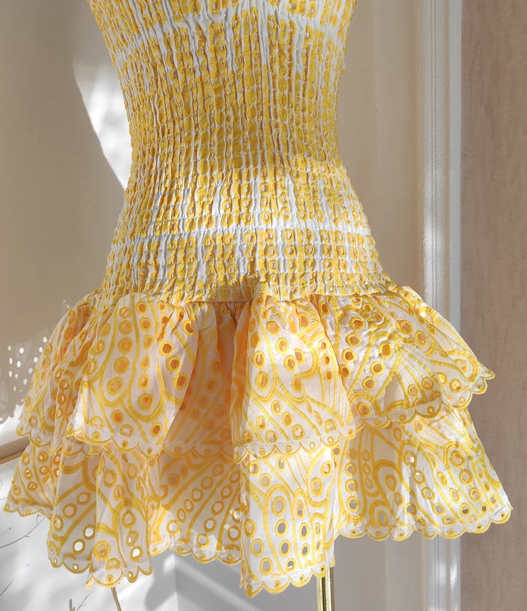 Cute Sheath Strapless Yellow Lace Vacation Dress Short Birthday Dresses