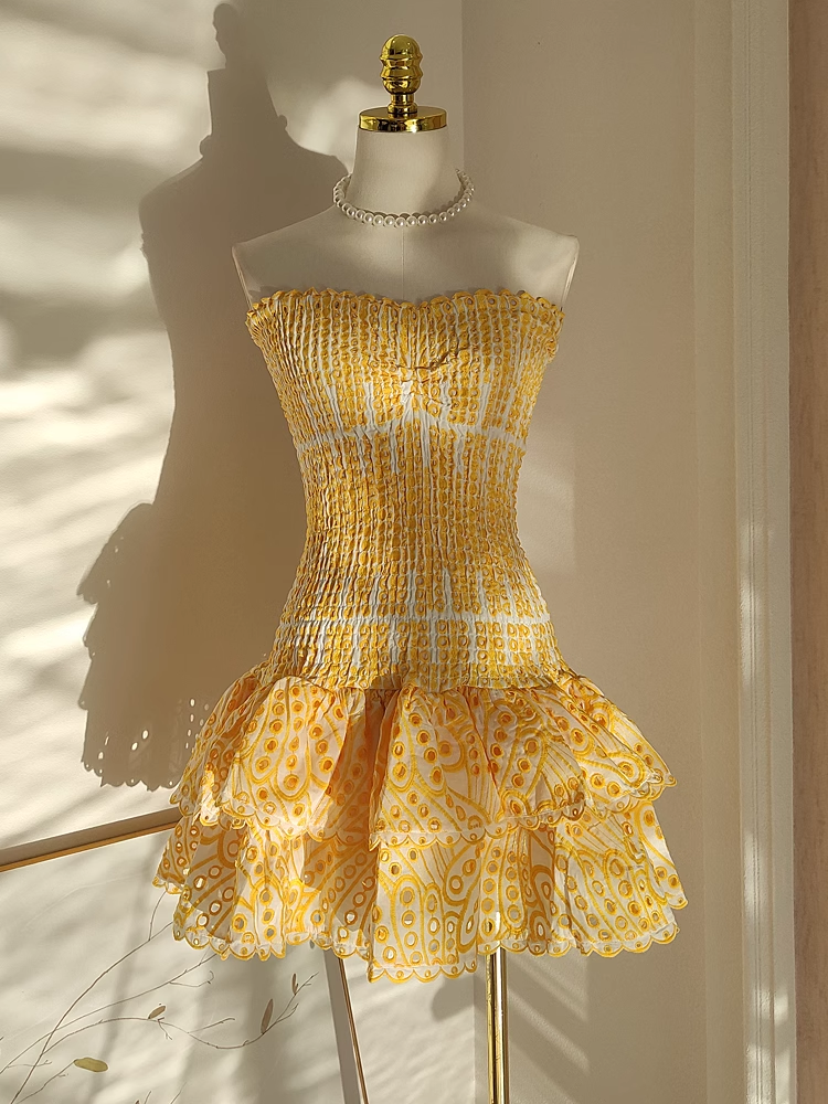 Cute Sheath Strapless Yellow Lace Vacation Dress Short Birthday Dresses