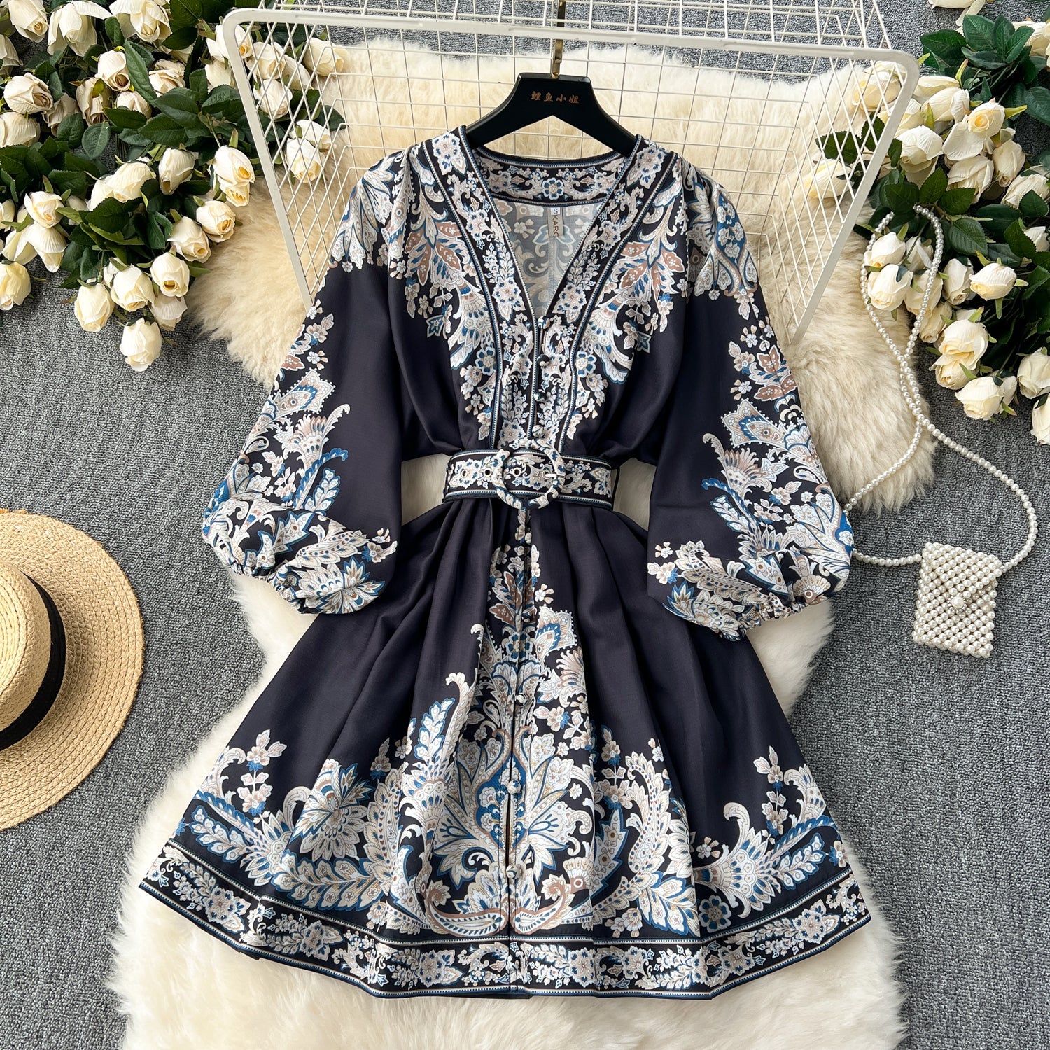 Chic A line Long Sleeves Long Sleeves Black Floral Holiday Dresses Autumn Beach Dress