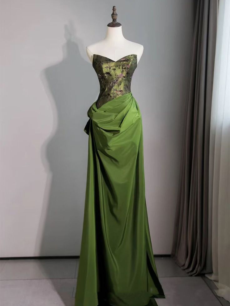 Sexy Green Sweetheart Embroidery Sheath Column Prom Dress