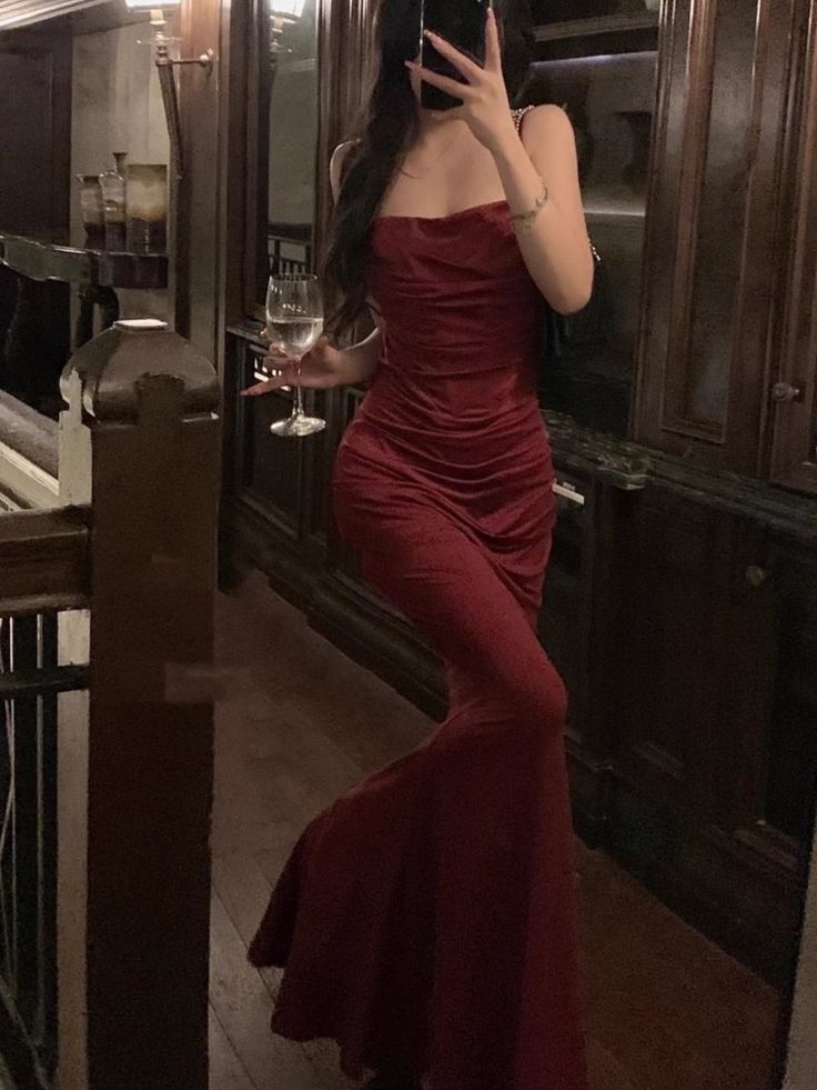 Pretty Sheath Spaghetti Straps Burgundy Long Party Dress Prom Dresses