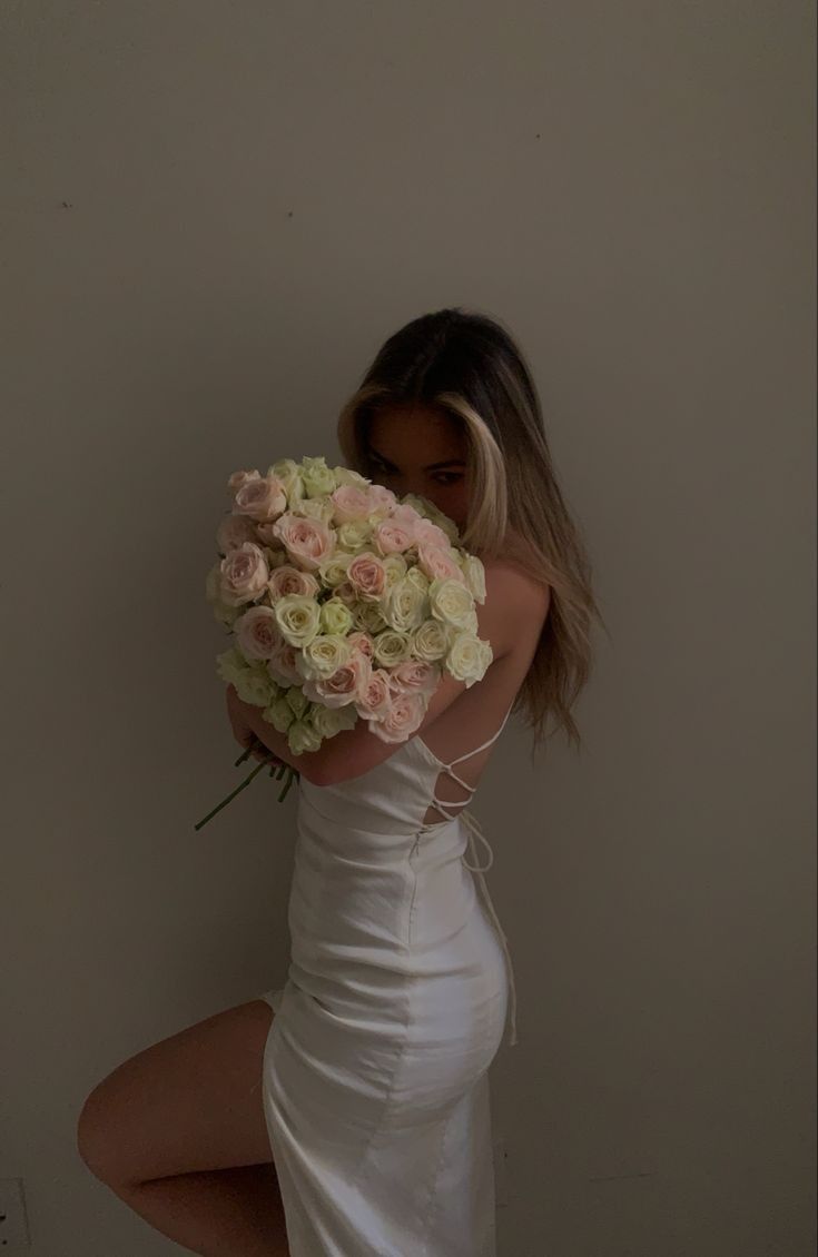Sexy Mermaid Spaghetti Straps White Satin Backless Evening Gown Prom Dresses
