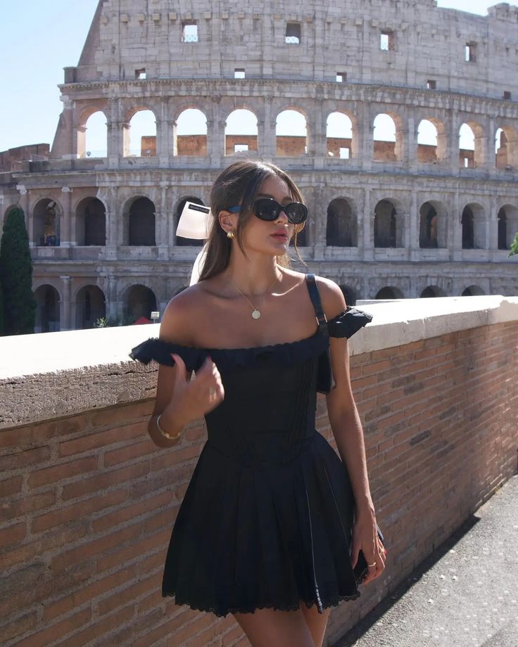 Vintage A line Straps Layered Lace Mini Dresses Black Homecoming Dress 16th Birthday Dresses