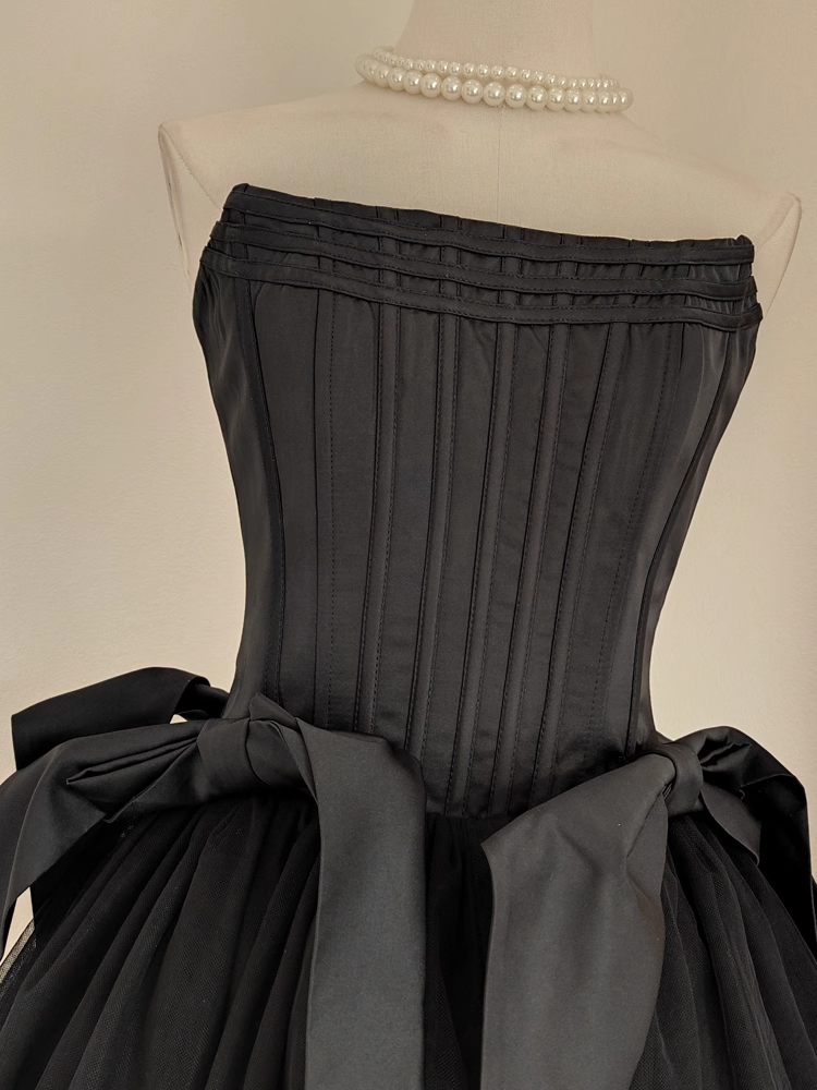 Cute A line Strapless Black Travel Vacation Dresses Short Satin Birthday Dress