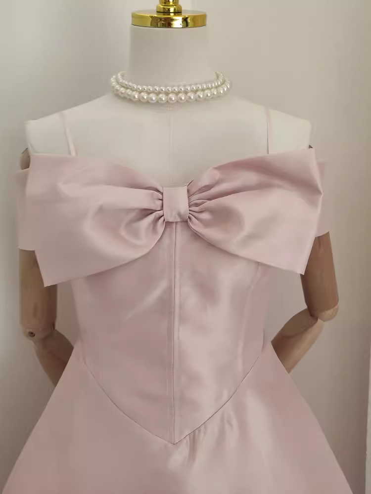 Cute A line Straps Pink Travel Vacation Dresses Short Satin Birthday Dress