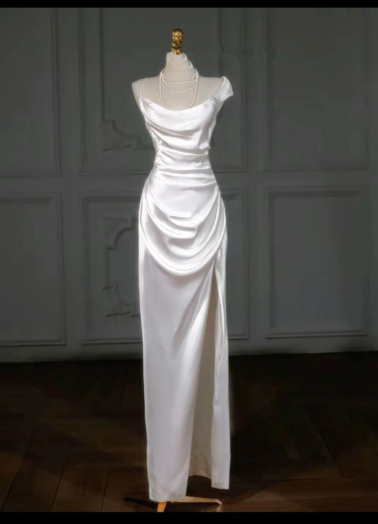 Simple White Mermaid Satin Strapless Pleats Wedding Dress