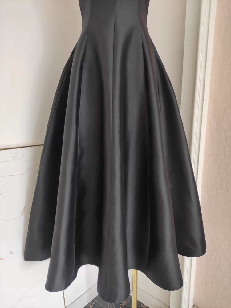 Sexy A line Spaghetti Straps Black Vacation Dress Satin Women Dresses
