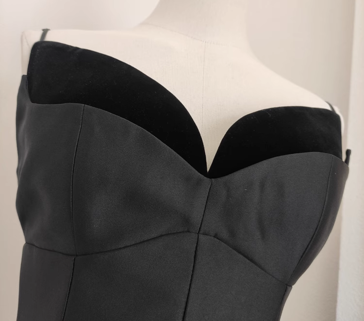 Sexy A line Spaghetti Straps Black Vacation Dress Satin Women Dresses