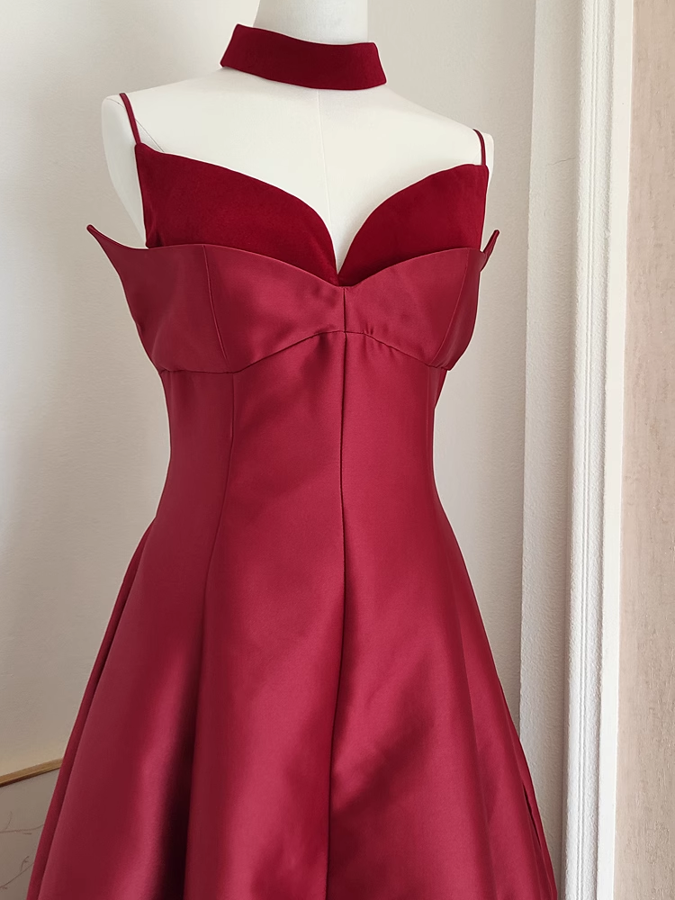 Sexy A line Spaghetti Straps Burgundy Vacation Dress Satin Women Dresses