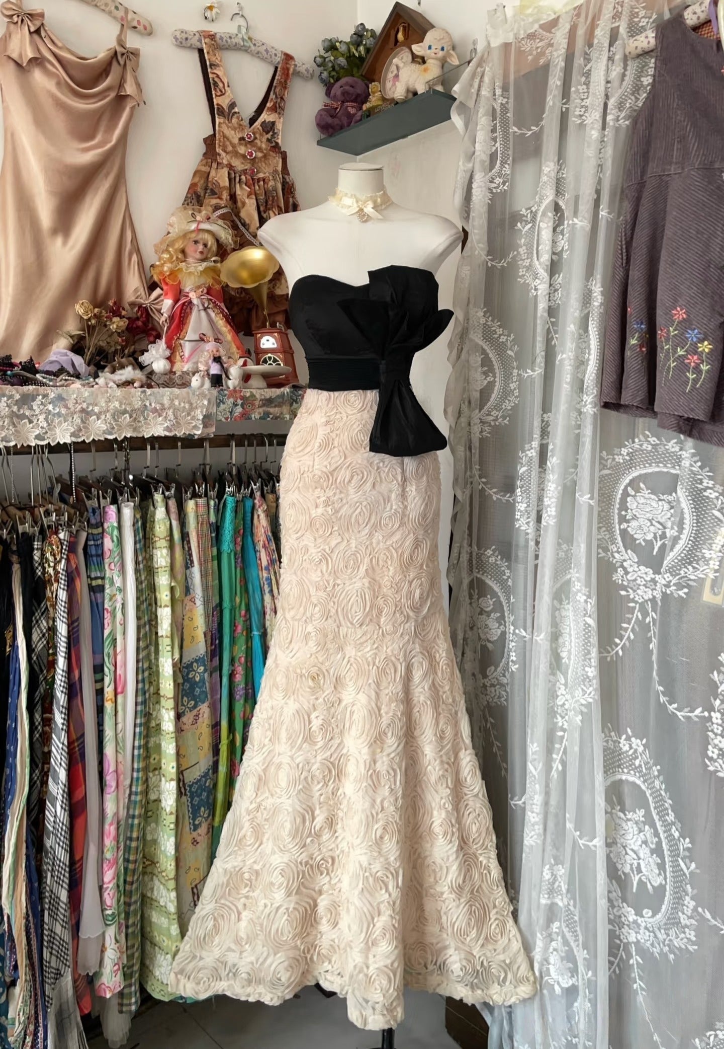 Vintage Fashion Mermaid Strapless Floor Length Champagne Lace Evening Dress Prom Dresses