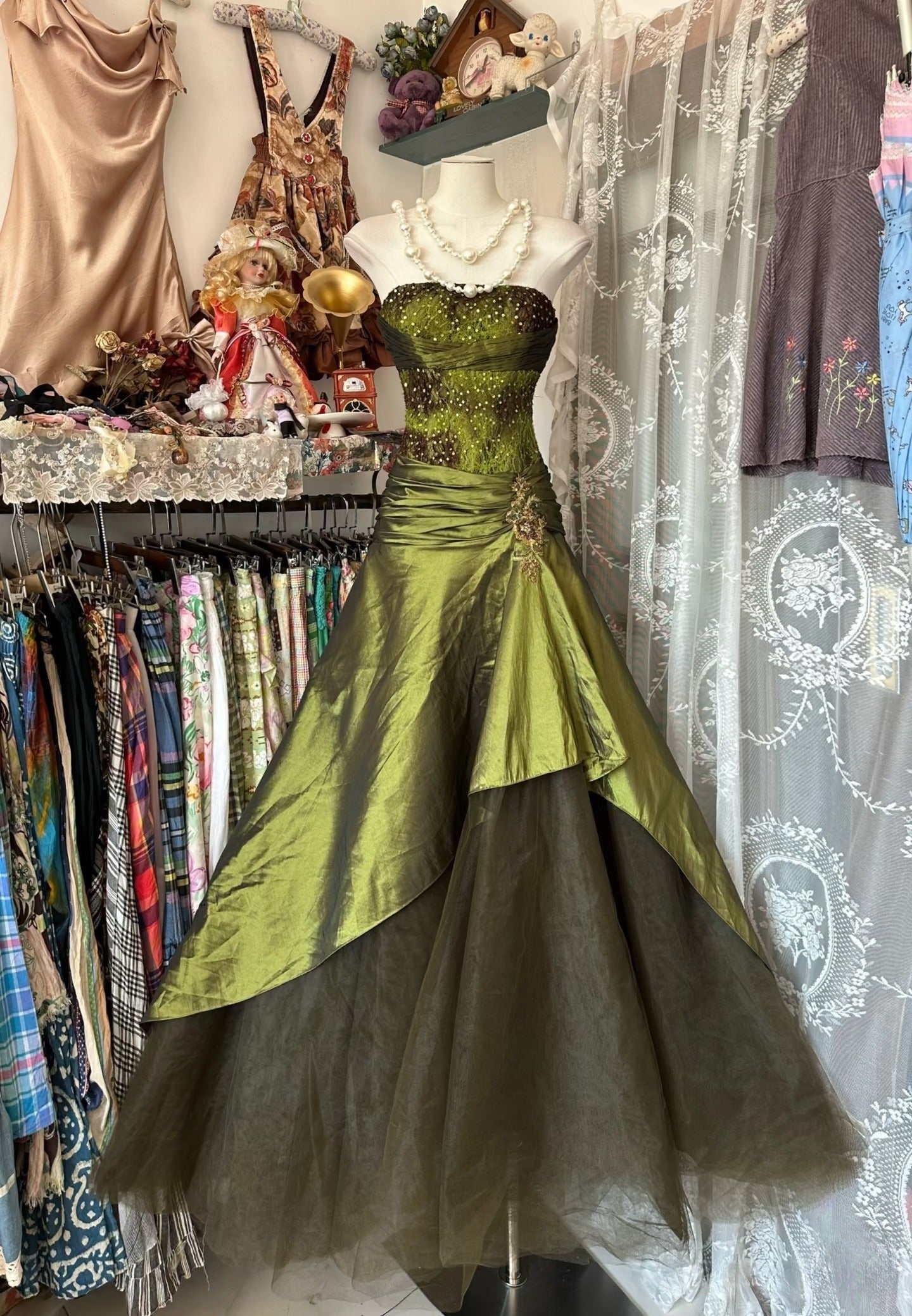 Vintage Fashion Mermaid Strapless Olive Green Floor Length Evening Dress Prom Dresses