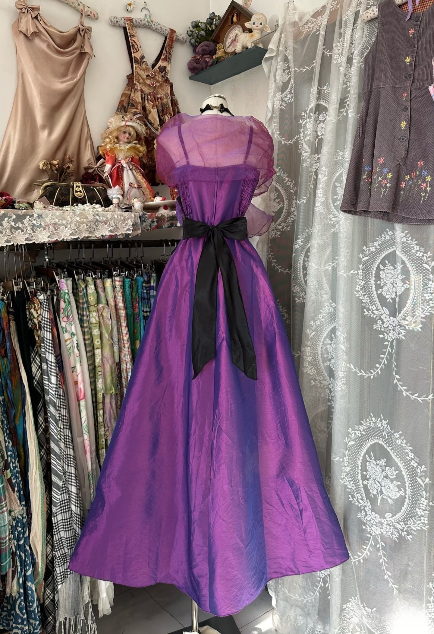 Vintage Fashion A line Spaghetti Straps Grape Floor Length Evening Dress Prom Dresses