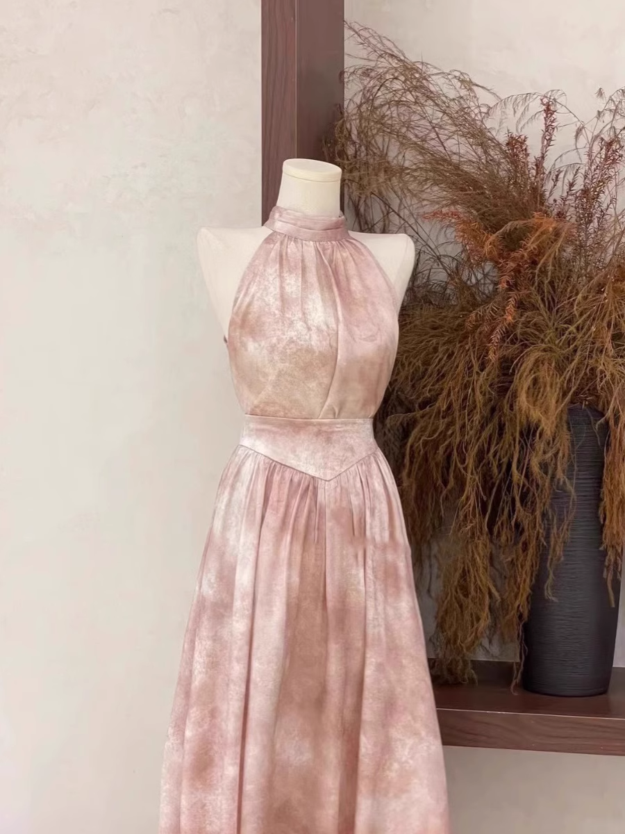 Sexy A Line Halter Ruffled Pink Long Women's Holiday Dresses